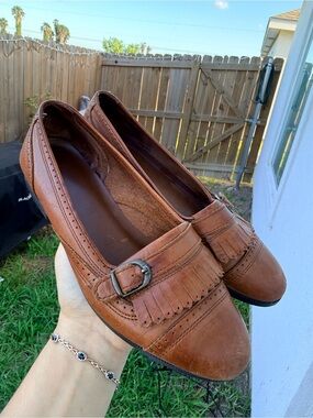 Vintage The Leather Collection brown leather fringe loafers